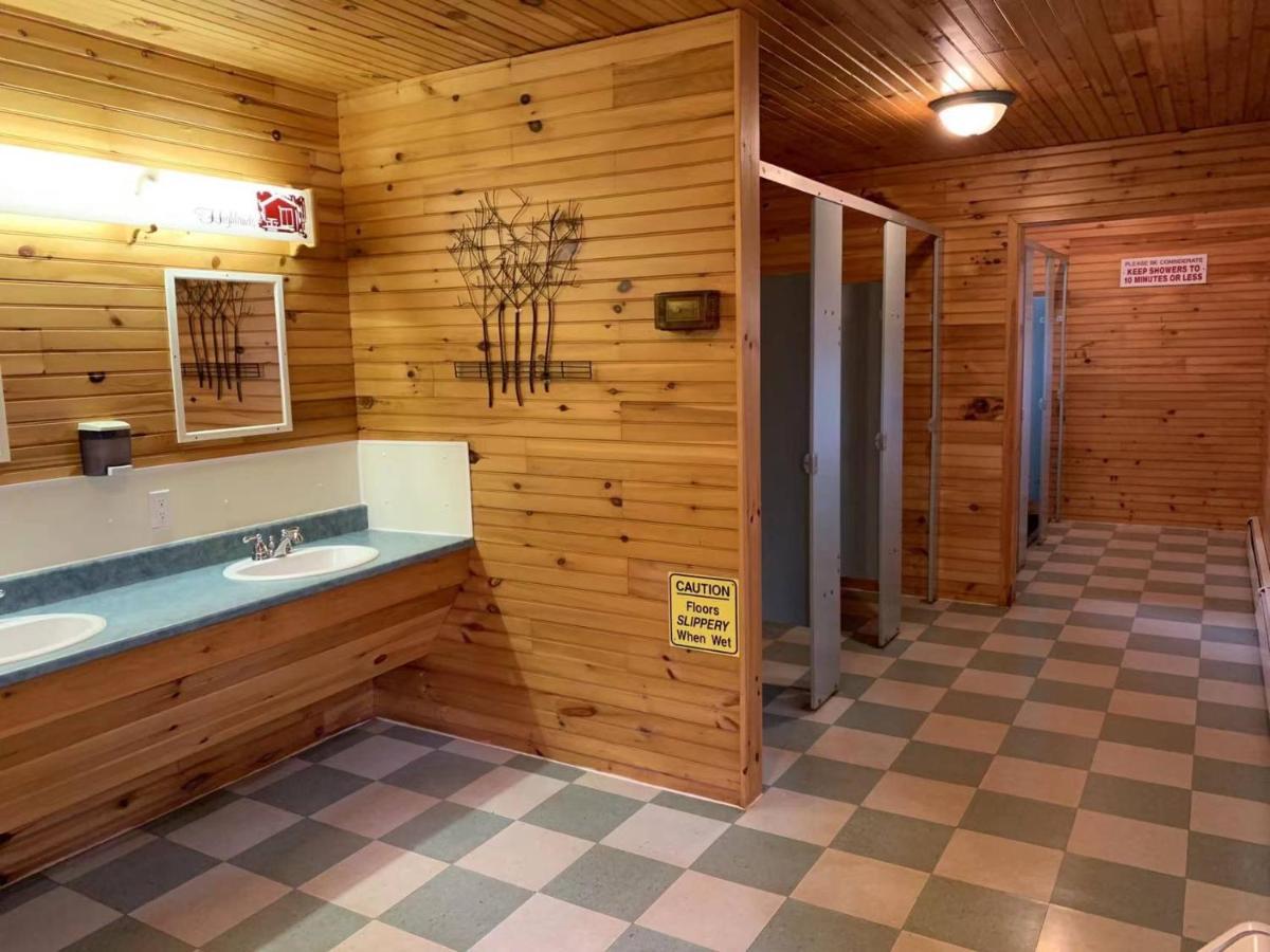 New Glasgow Highlands Campground Cabins Esterno foto